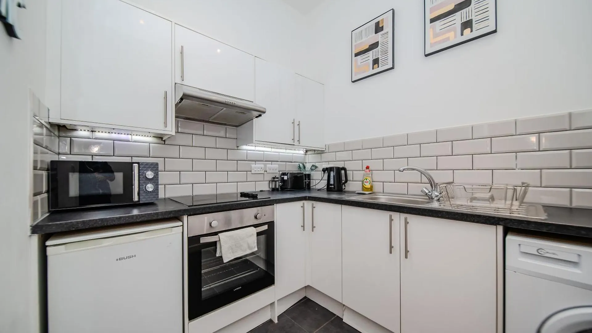 Modern flat near Brighton centre Apartment 0*,  United Kingdom